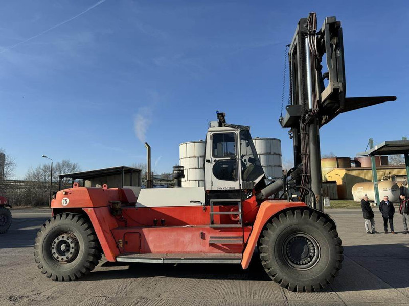 SMV 42-1200B - Diesel forklift: picture 1 SMV 42-1200B - Diesel forklift: picture 1