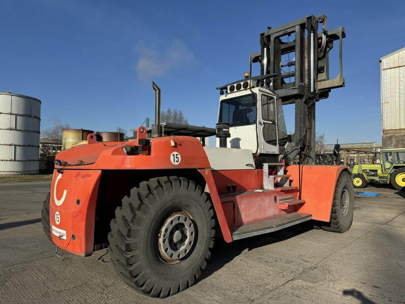 SMV 42-1200B - Diesel forklift: picture 3 SMV 42-1200B - Diesel forklift: picture 3