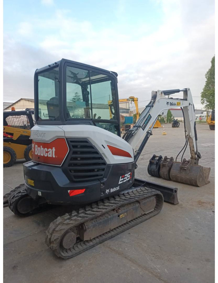 BOBCAT E35Z - Crawler excavator: picture 3 BOBCAT E35Z - Crawler excavator: picture 3