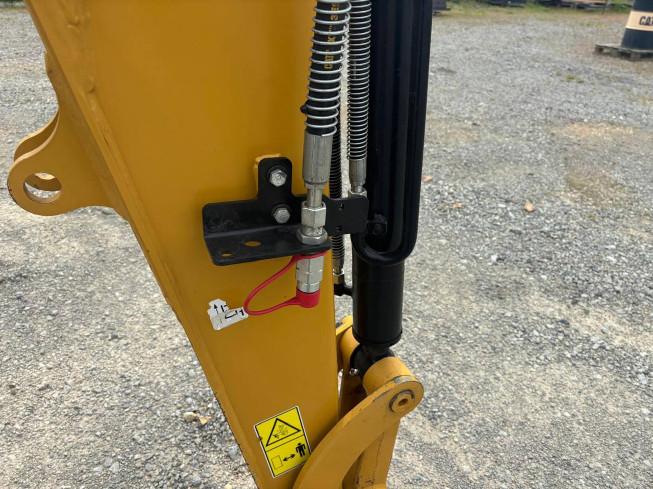 Crawler excavator CAT 305: picture 17