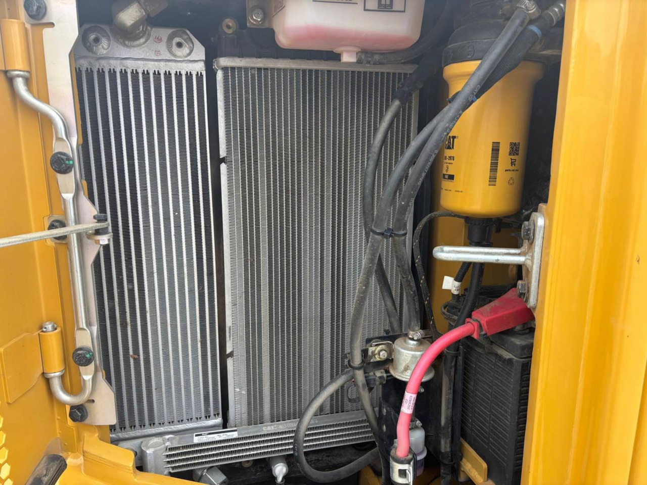 Crawler excavator CAT 305: picture 21