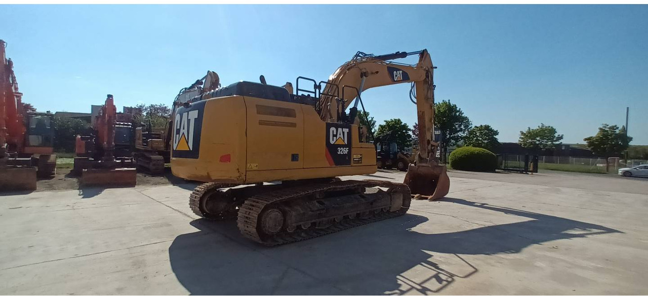 CAT 326F - Crawler excavator: picture 3 CAT 326F - Crawler excavator: picture 3