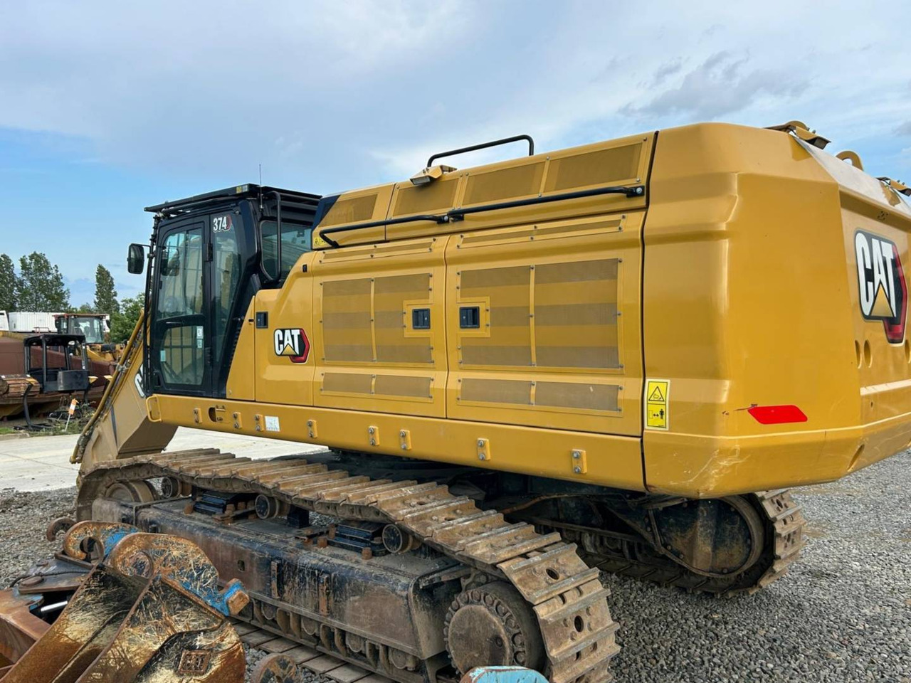 CAT 374 - Crawler excavator: picture 4 CAT 374 - Crawler excavator: picture 4