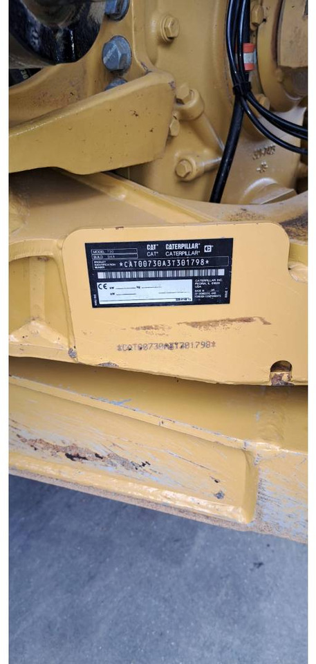 Articulated dumper CAT 730: picture 6