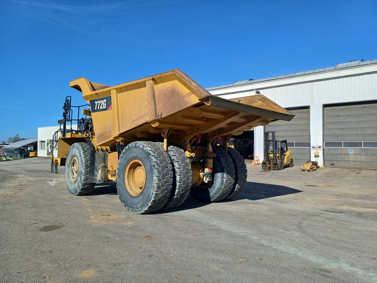 CAT 772G - Rigid dumper/ Rock truck: picture 3 CAT 772G - Rigid dumper/ Rock truck: picture 3