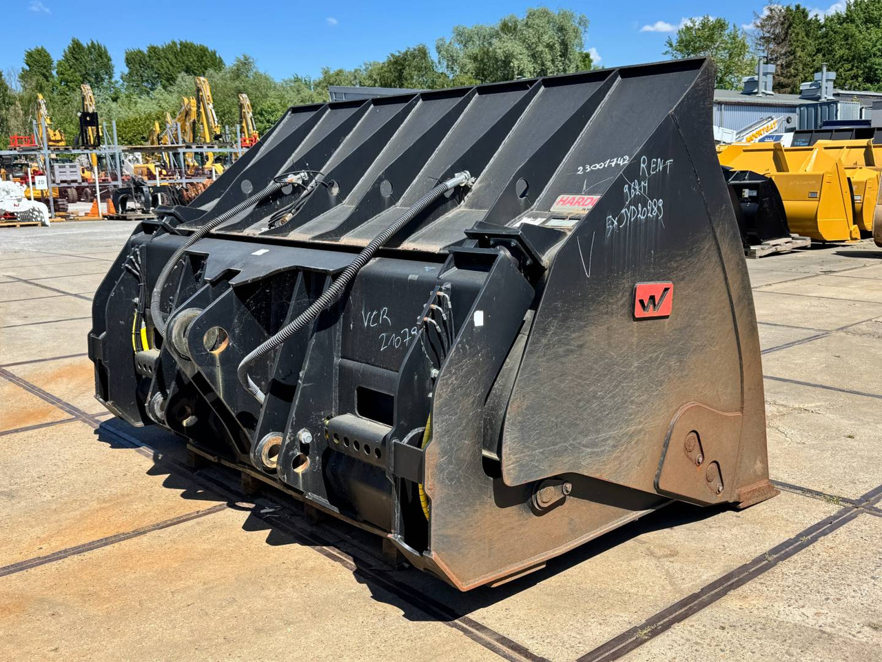 CAT 962 HIGH DUMP BUCKET 6.0 M3 - Bucket: picture 3 CAT 962 HIGH DUMP BUCKET 6.0 M3 - Bucket: picture 3