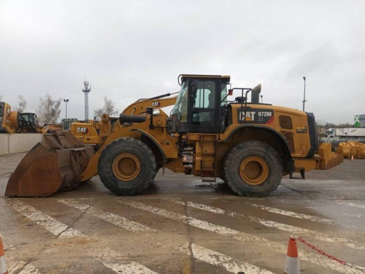 Wheel loader CAT 972M XE: picture 10