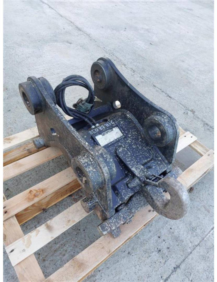 CAT CW20S/174-2496/M315F/TIM70/70/430/281 - Quick coupler: picture 1 CAT CW20S/174-2496/M315F/TIM70/70/430/281 - Quick coupler: picture 1