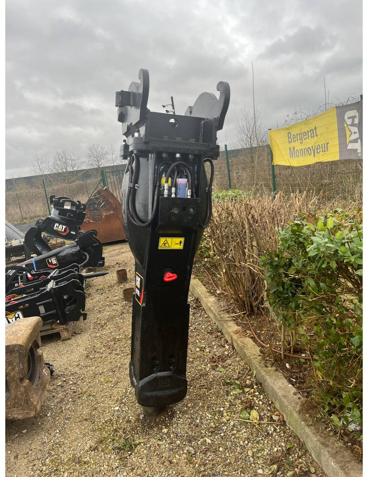 CAT H115S/CW40S - Hydraulic hammer: picture 2 CAT H115S/CW40S - Hydraulic hammer: picture 2