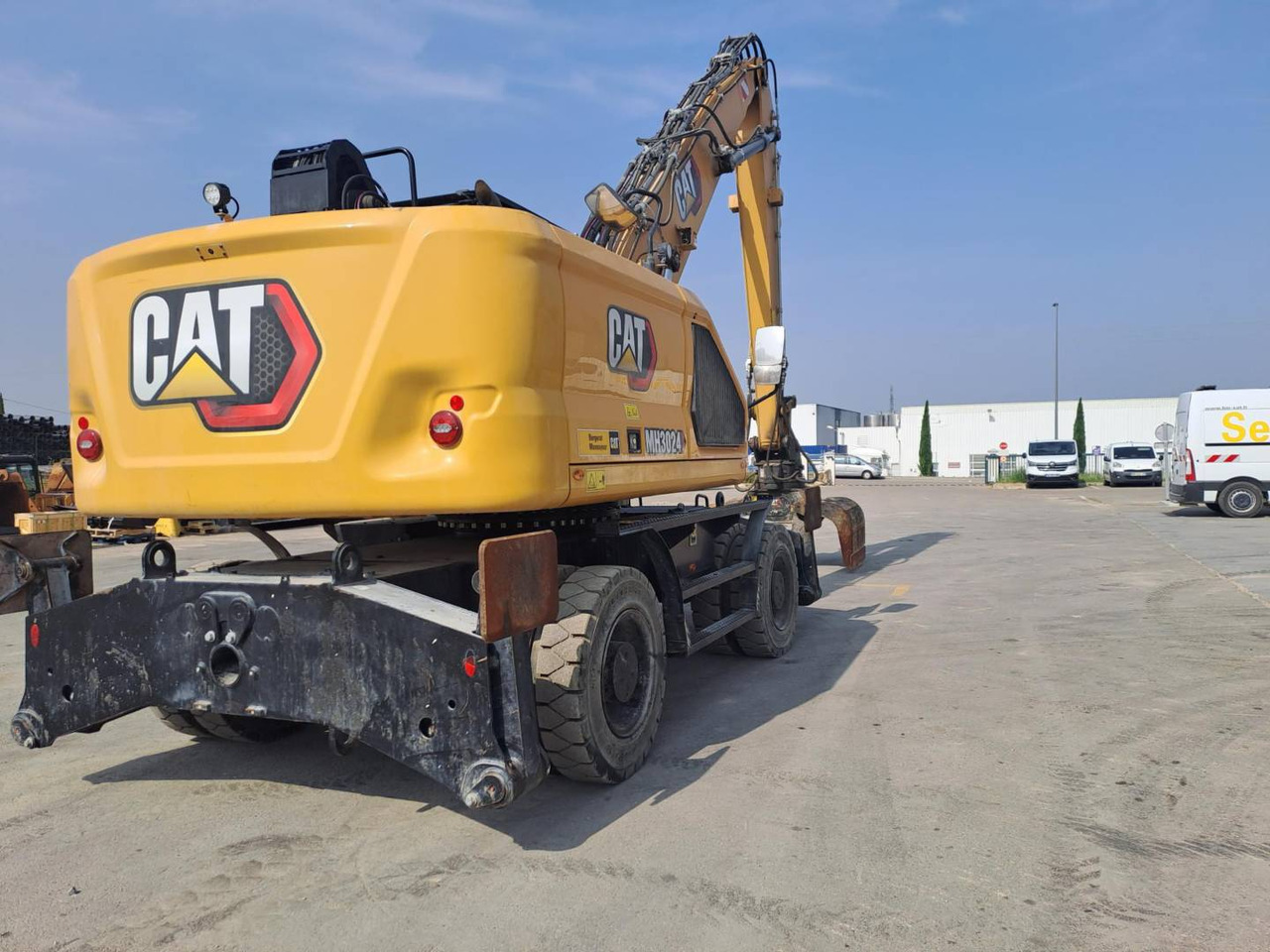 CAT MH3024 - Wheel excavator: picture 3 CAT MH3024 - Wheel excavator: picture 3