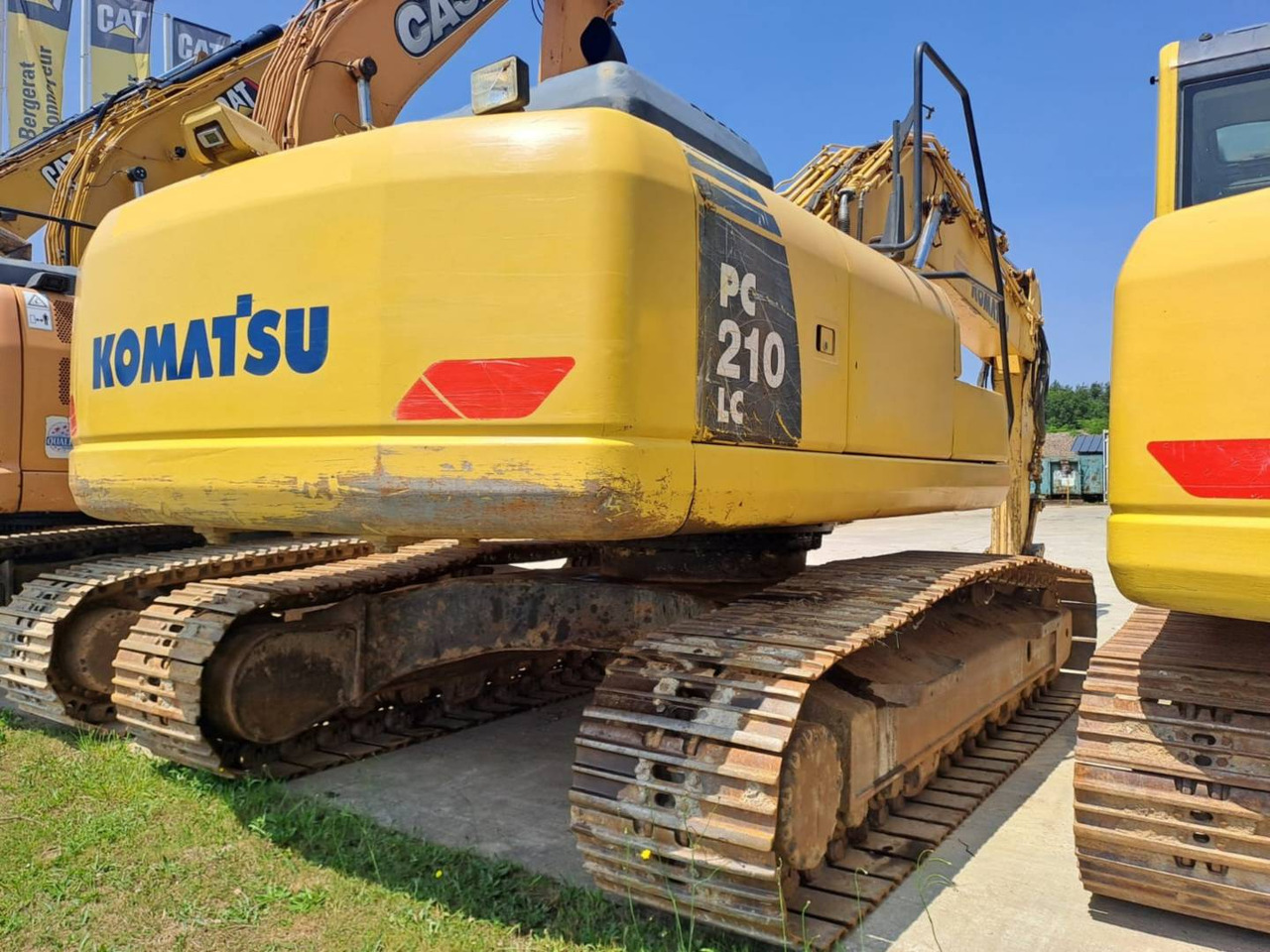 KOMATSU PC210LC - Crawler excavator: picture 3 KOMATSU PC210LC - Crawler excavator: picture 3