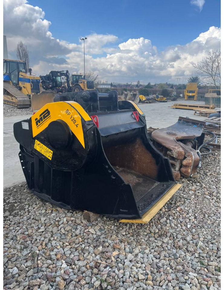 MB BF120/MB CRUSHER - Bucket for Construction machinery: picture 1 MB BF120/MB CRUSHER - Bucket for Construction machinery: picture 1