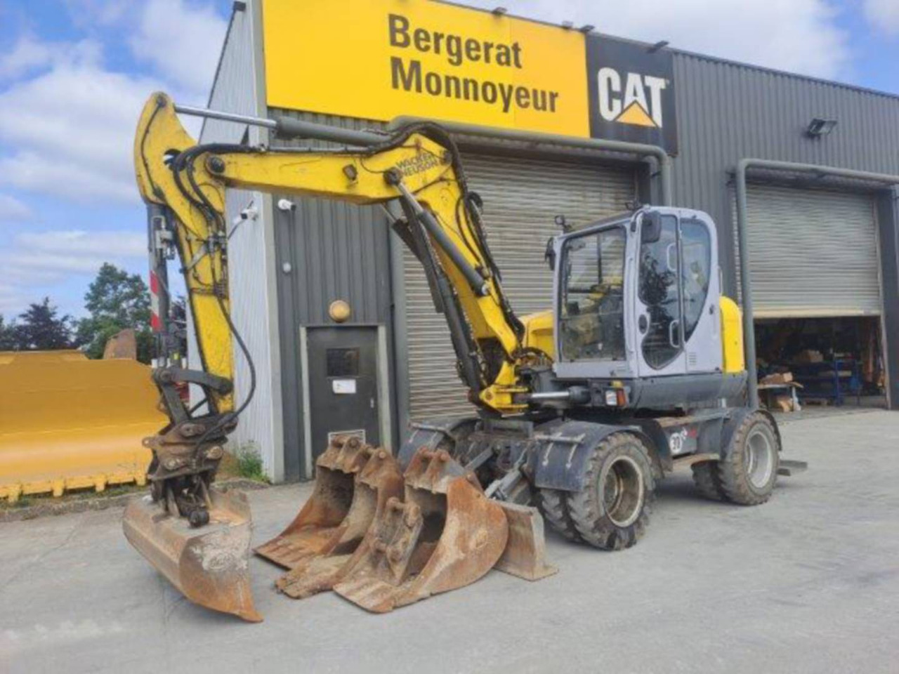 NEUSON EW100 - Wheel excavator: picture 1 NEUSON EW100 - Wheel excavator: picture 1