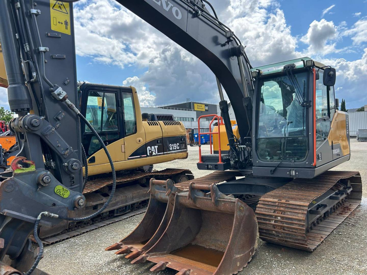 VOLVO CONSTRUCTION EQUIPMENT EC140 - Crawler excavator: picture 1 VOLVO CONSTRUCTION EQUIPMENT EC140 - Crawler excavator: picture 1