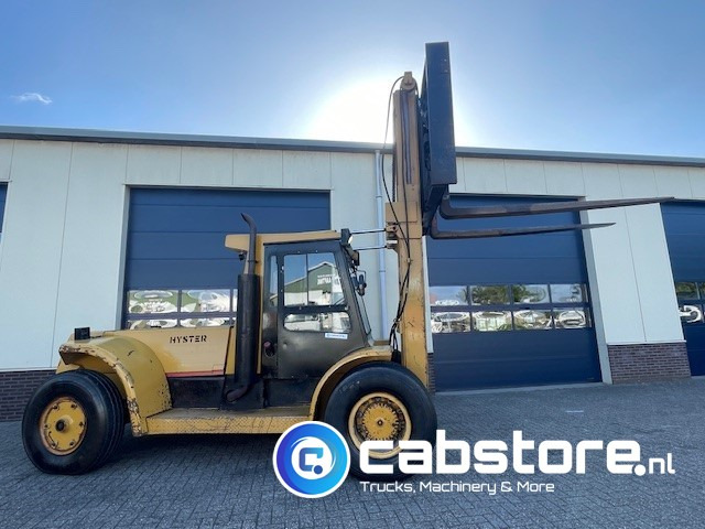 Hyster H 15.00 B Hyster H 15.00 B Heftruck ( H150D ) - Forklift - Gabelstapler - 15 Ton - Year 1989 - 7035 Hours - Side shift - Fork adjustment - Diesel forklift: picture 3 Hyster H 15.00 B Hyster H 15.00 B Heftruck ( H150D ) - Forklift - Gabelstapler - 15 Ton - Year 1989 - 7035 Hours - Side shift - Fork adjustment - Diesel forklift: picture 3