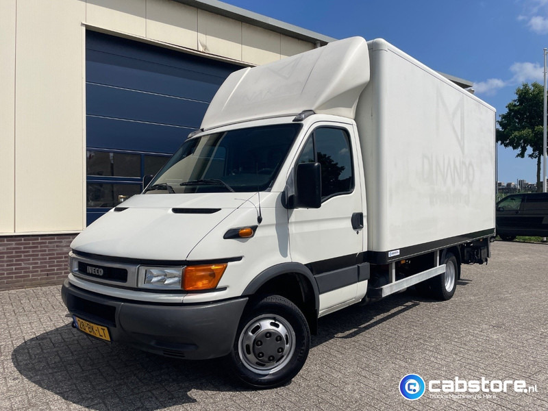 Iveco 40C 40C12 EURO 3 Iveco Daily 40C12 4x2 Bakwagen Euro 3 - Bouwjaar 2003 - APK tot 10-05-2026 -Handgeschakelde versnellingsbak - Box van: picture 2 Iveco 40C 40C12 EURO 3 Iveco Daily 40C12 4x2 Bakwagen Euro 3 - Bouwjaar 2003 - APK tot 10-05-2026 -Handgeschakelde versnellingsbak - Box van: picture 2