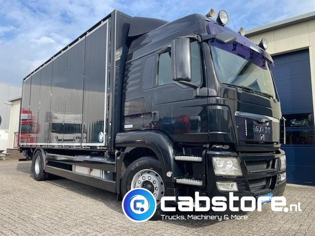 MAN TGS 18.360 4X2 BL  Euro 4 - zijlader - Bouwjaar  2008 - Automaat - 2.000 kg laadklep - AHW koppeling - Box truck: picture 1 MAN TGS 18.360 4X2 BL  Euro 4 - zijlader - Bouwjaar  2008 - Automaat - 2.000 kg laadklep - AHW koppeling - Box truck: picture 1