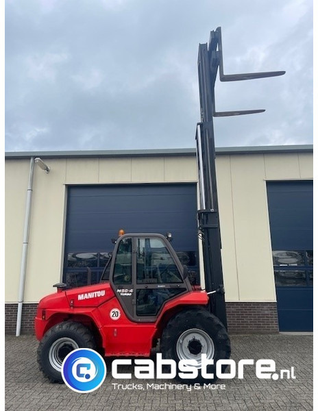 Manitou M 50-4 Turbo offroad forklift Manitou M 50-4 Turbo 4x4 Ruwterrein heftruck - Bouwjaar 2012 - Freelift - 5 Ton - Rough terrain forklift: picture 4 Manitou M 50-4 Turbo offroad forklift Manitou M 50-4 Turbo 4x4 Ruwterrein heftruck - Bouwjaar 2012 - Freelift - 5 Ton - Rough terrain forklift: picture 4