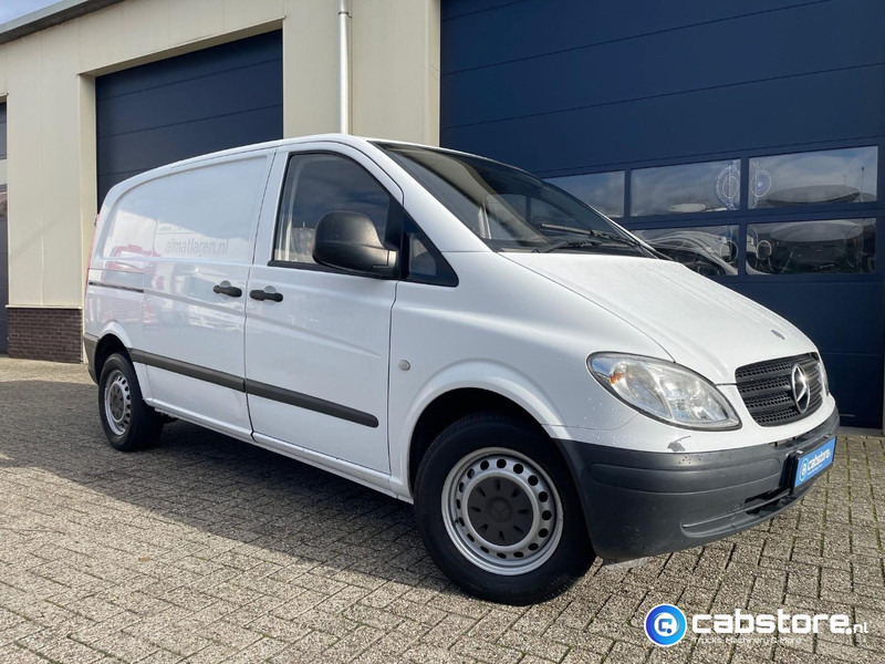 Mercedes-Benz Vito 109 CDI Panal Van - Gesloten bestelwagen - Bouwjaar 2006 - Trekhaak - Small van: picture 1 Mercedes-Benz Vito 109 CDI Panal Van - Gesloten bestelwagen - Bouwjaar 2006 - Trekhaak - Small van: picture 1