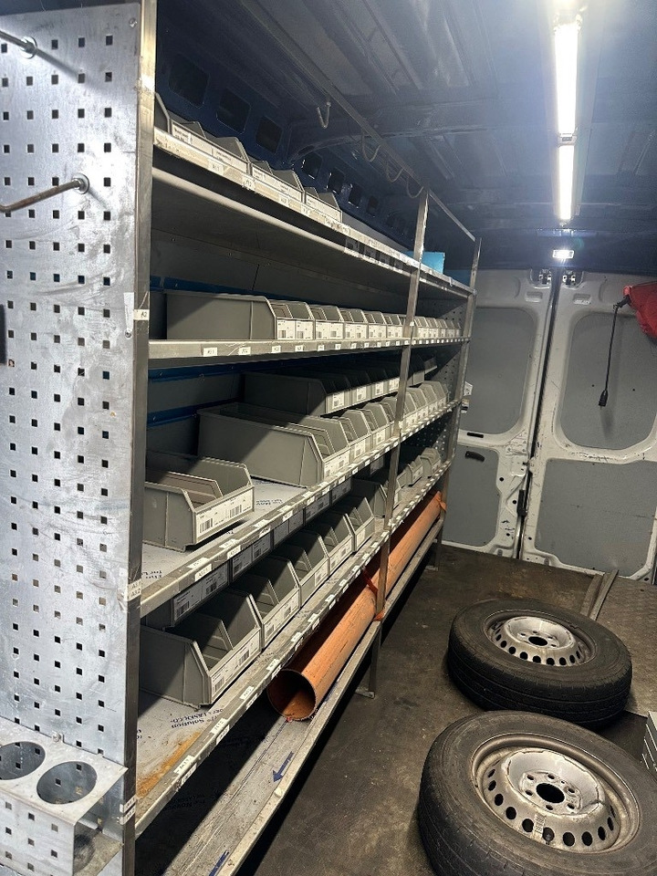 Iveco Daily 35S16 - Panel van: picture 4 Iveco Daily 35S16 - Panel van: picture 4