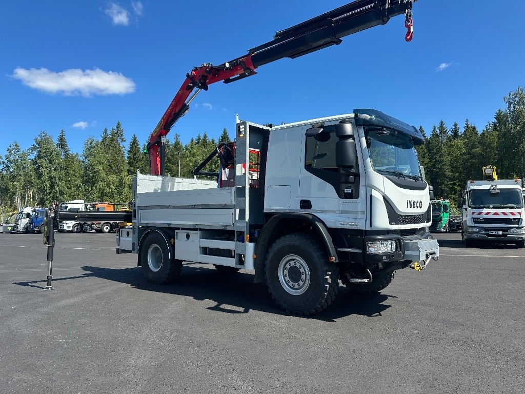 Iveco Eurocargo ML150E28 4x4 sähkölaitos varustein - Crane truck: picture 2 Iveco Eurocargo ML150E28 4x4 sähkölaitos varustein - Crane truck: picture 2
