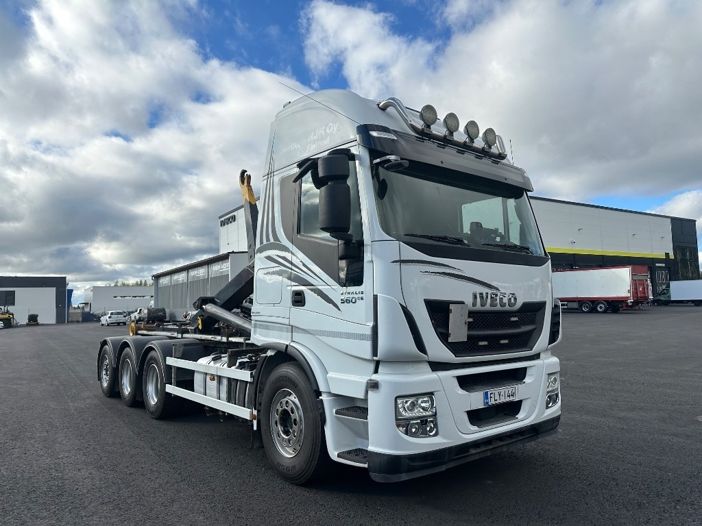 Iveco Stralis 8x4*4  - Hook lift truck: picture 3 Iveco Stralis 8x4*4  - Hook lift truck: picture 3