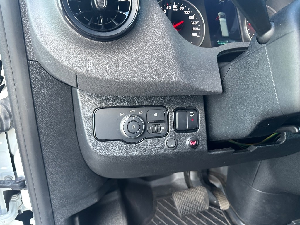 Box van Mercedes-Benz Sprinter 516 Nouseva kori: picture 19 Box van Mercedes-Benz Sprinter 516 Nouseva kori: picture 19