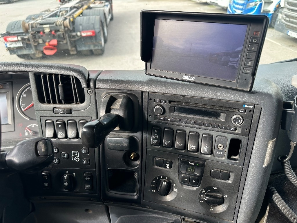 Lease a Scania P370 6x2*4  Scania P370 6x2*4: picture 14