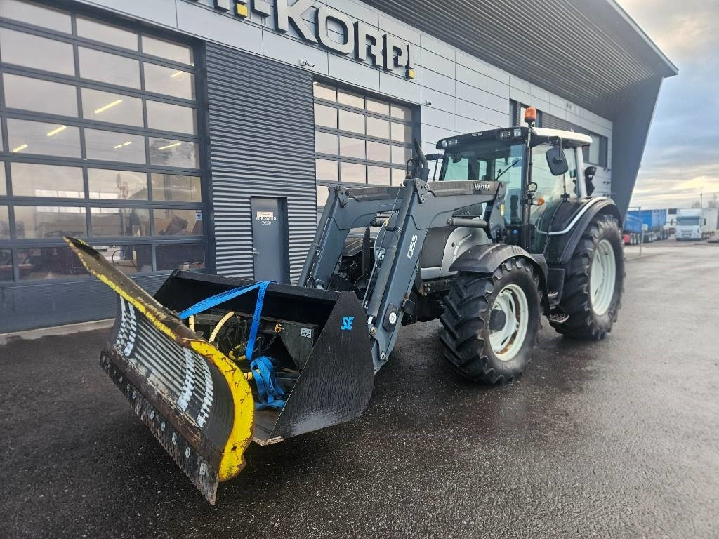 Valtra N121 HT ,53kmh, trukkipiikit, kauha, aura - Farm tractor: picture 2 Valtra N121 HT ,53kmh, trukkipiikit, kauha, aura - Farm tractor: picture 2