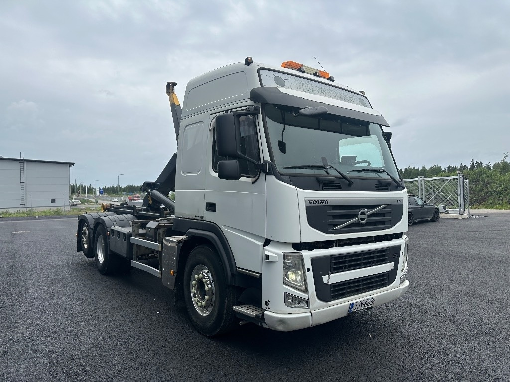 Volvo FM13 500 - Hook lift truck: picture 2 Volvo FM13 500 - Hook lift truck: picture 2