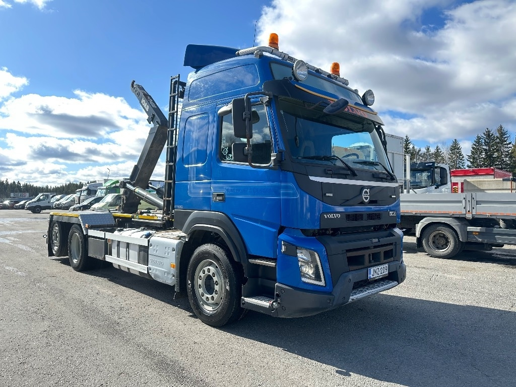 Volvo FMX 540 6x2*4 - Hook lift truck: picture 3 Volvo FMX 540 6x2*4 - Hook lift truck: picture 3