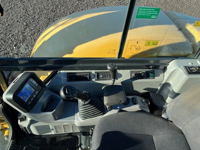 Crawler excavator KOMATSU PC80MR: picture 17 Crawler excavator KOMATSU PC80MR: picture 17