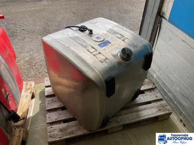 Scania 1888934 – Scania Diesel tank - Fuel tank for Truck: picture 1 Scania 1888934 – Scania Diesel tank - Fuel tank for Truck: picture 1