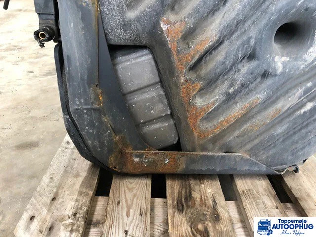 Scania Adblue pumpe Adblue tank P/N: 2141802 – 1884225 - AdBlue tank for Truck: picture 3 Scania Adblue pumpe Adblue tank P/N: 2141802 – 1884225 - AdBlue tank for Truck: picture 3