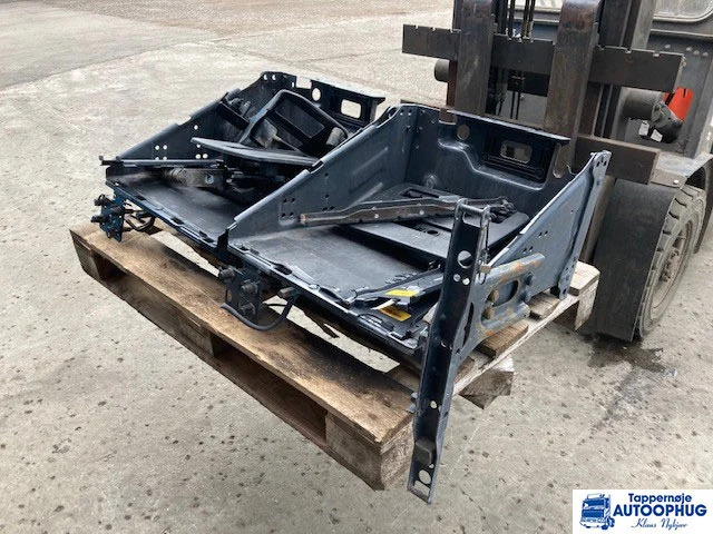 Scania Batterikasse Scania 2577204 / 2536278 - Body and exterior for Truck: picture 1 Scania Batterikasse Scania 2577204 / 2536278 - Body and exterior for Truck: picture 1