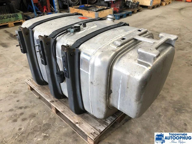 Scania Diesel tank – Fuel tank P/N: 2132702 - Fuel tank for Truck: picture 5 Scania Diesel tank – Fuel tank P/N: 2132702 - Fuel tank for Truck: picture 5