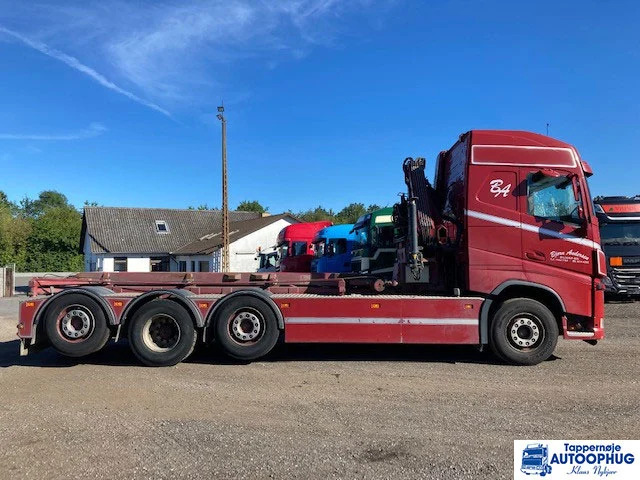 Volvo FH500 8X2 HIAB 077 - Container transporter/ Swap body truck, Crane truck: picture 3 Volvo FH500 8X2 HIAB 077 - Container transporter/ Swap body truck, Crane truck: picture 3