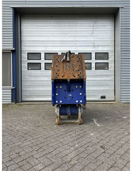 Xcentric XR30 - Ripper for Construction machinery: picture 1 Xcentric XR30 - Ripper for Construction machinery: picture 1