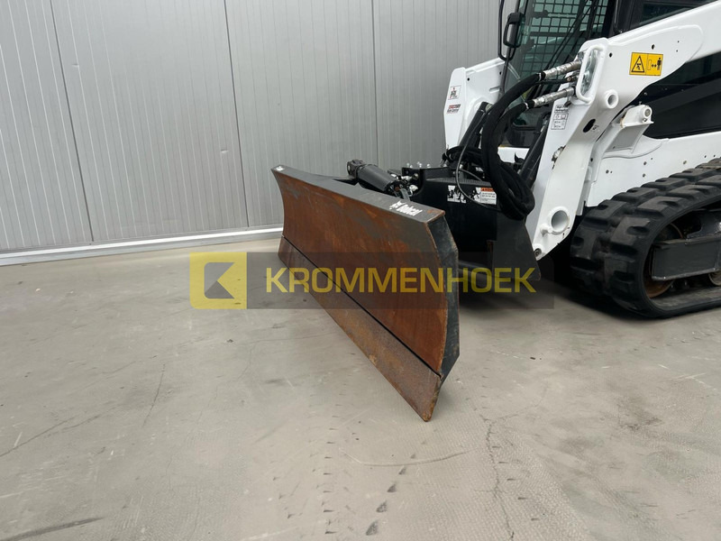 Bobcat Dozerblade 96 6-weg Dozerblad - Blade: picture 4 Bobcat Dozerblade 96 6-weg Dozerblad - Blade: picture 4