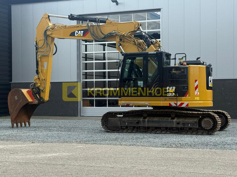 Caterpillar 325 F LCR Oil Quick OQ70/55 - Crawler excavator: picture 3 Caterpillar 325 F LCR Oil Quick OQ70/55 - Crawler excavator: picture 3