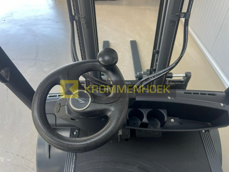 LPG forklift Linde H 30 T: picture 14