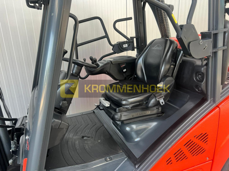 LPG forklift Linde H 30 T: picture 13