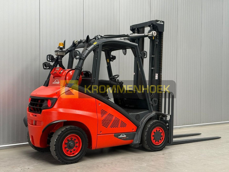 Linde H 40 T-02 - LPG forklift: picture 4 Linde H 40 T-02 - LPG forklift: picture 4