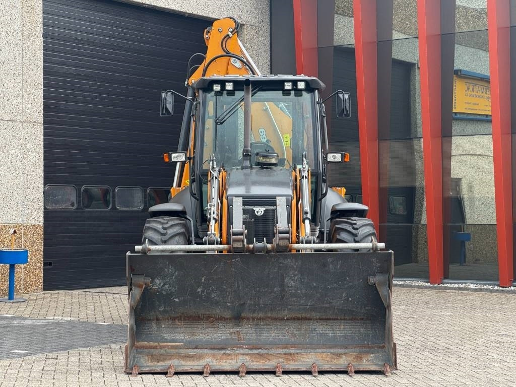 Case 695SV, Tier 3, 645 hours! - Agricultural machinery: picture 5 Case 695SV, Tier 3, 645 hours! - Agricultural machinery: picture 5