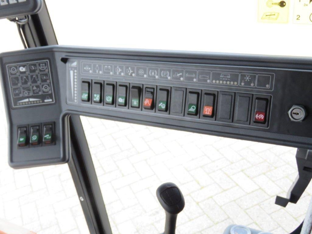 New Cab for Agricultural machinery CNH Cabine - New Holland TX: picture 23 New Cab for Agricultural machinery CNH Cabine - New Holland TX: picture 23