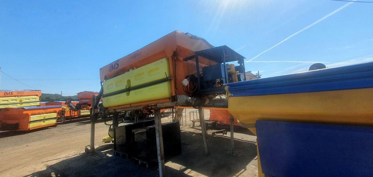 Schmidt KUPPER WEISSER 5m3 - Sand/ Salt spreader for Municipal/ Special vehicle: picture 5 Schmidt KUPPER WEISSER 5m3 - Sand/ Salt spreader for Municipal/ Special vehicle: picture 5