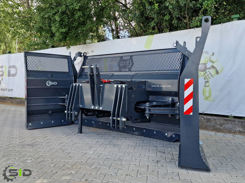 SID Maisschild Silogabel Flachschieber / Le bulldozer à maïs/ Corn plough / Silage blade /maize shield 4,5 m 3P.2+3 - Post-harvest equipment: picture 4 SID Maisschild Silogabel Flachschieber / Le bulldozer à maïs/ Corn plough / Silage blade /maize shield 4,5 m 3P.2+3 - Post-harvest equipment: picture 4