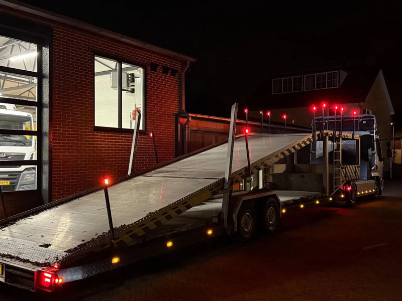 DAF LF 230 Autotransporter Showtruck 4/5 Lader 3 Seats Camera - Autotransporter truck: picture 2 DAF LF 230 Autotransporter Showtruck 4/5 Lader 3 Seats Camera - Autotransporter truck: picture 2