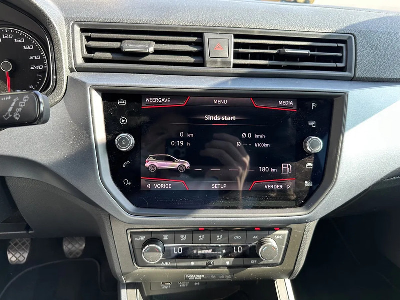 Hatchback SEAT Arona 1.0 TSI Style Business Intense Carplay Dealeronderhouden Cruise Clima Navi Camera: picture 18