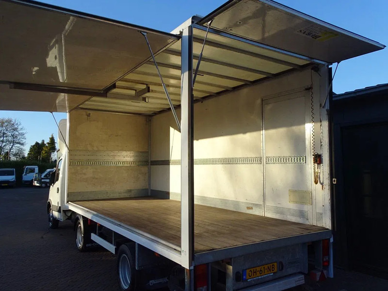 Iveco Daily 35C17 Be combinatie be trekker podium oplegger 3080 KG laadvm. 1.5 Ton Laadklep - Tractor unit: picture 5 Iveco Daily 35C17 Be combinatie be trekker podium oplegger 3080 KG laadvm. 1.5 Ton Laadklep - Tractor unit: picture 5